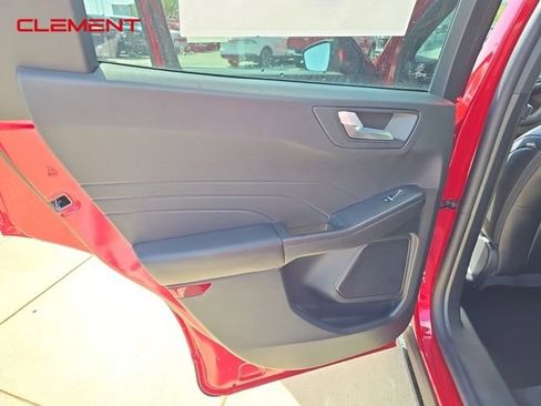 New 2025 Ford Escape ST-Line w/ Cold Weather Package image 27