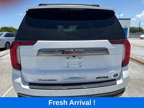 Used 2023 GMC Yukon AT4 w/ AT4 Premium Package AWD/4WD image 21