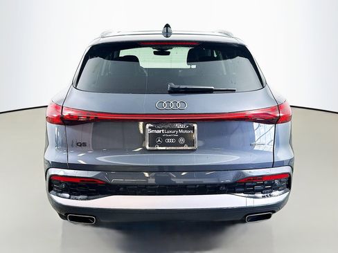 Used 2025 Audi Q5 Premium Plus w/ Premium Plus AWD/4WD image 6