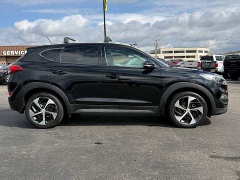 Used 2016 Hyundai Tucson Sport AWD/4WD image 9