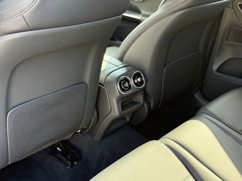 Used 2023 Mercedes-Benz GLC 300 4MATIC image 31