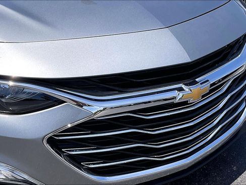 Used 2024 Chevrolet Malibu LS FWD image 29