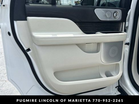Used 2023 Lincoln Navigator L Black Label AWD/4WD image 23