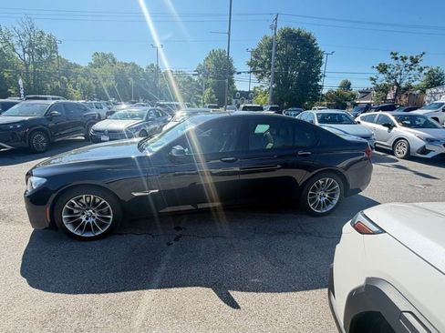 Used 2014 BMW 750i xDrive AWD/4WD image 6