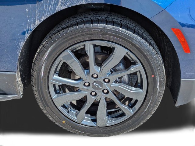 Used 2023 Chevrolet Equinox RS FWD image 11