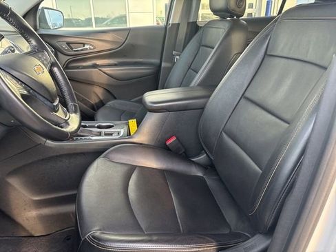 Used 2020 Chevrolet Equinox Premier image 11