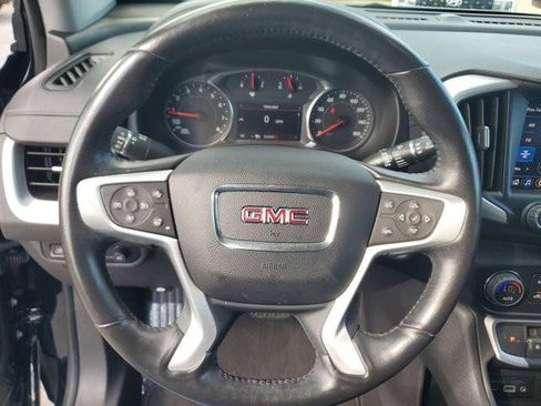 Used 2022 GMC Terrain SLT w/ Tech Package FWD image 27