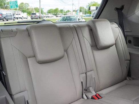 Used 2019 Volkswagen Atlas SEL R-Line AWD/4WD image 37