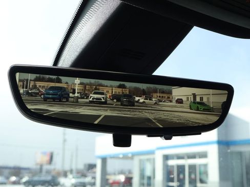 Certified 2023 Chevrolet Traverse LT image 33