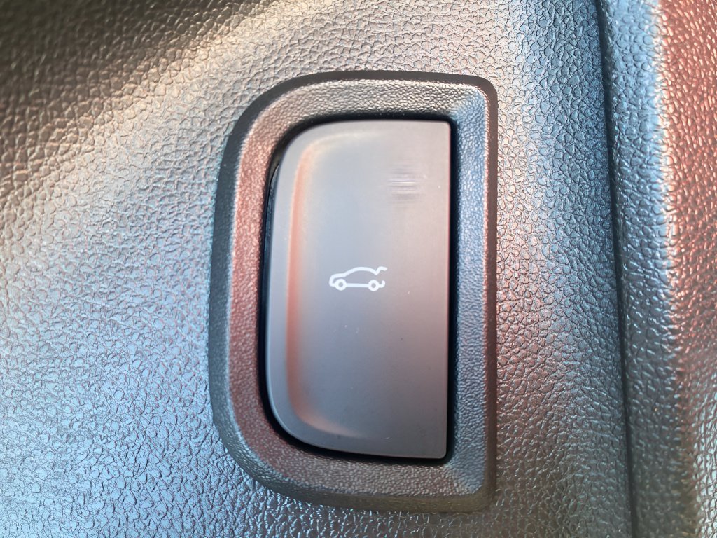 Used 2024 Chevrolet Blazer EV RS AWD/4WD image 11