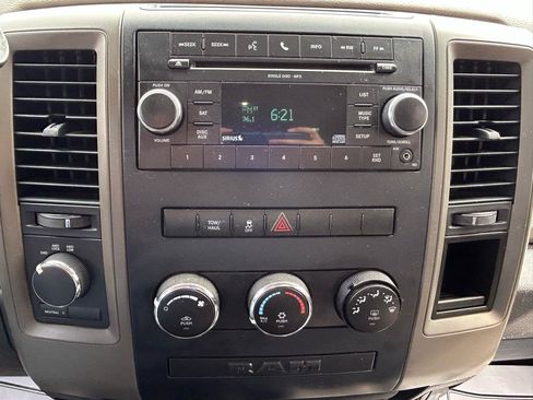 Used 2011 RAM 1500 ST w/ SXT Appearance Group AWD/4WD image 19