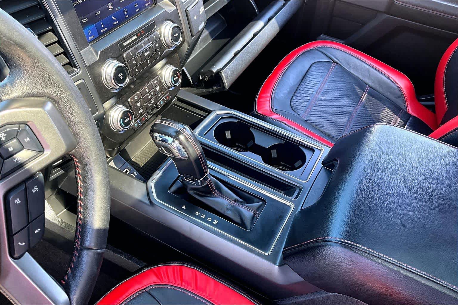 Used 2019 Ford F150 Lariat w/ Equipment Group 502A Luxury AWD/4WD image 17