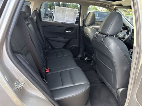 Certified 2022 Nissan Rogue SL AWD/4WD image 31