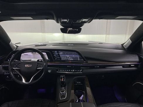 Used 2023 Cadillac Escalade Sport Platinum w/ LPO, ONYX Package AWD/4WD image 21