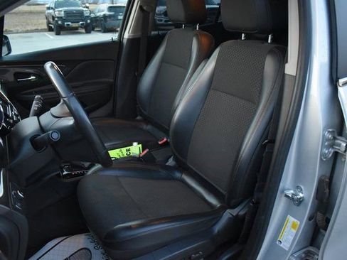 Certified 2022 Buick Encore Preferred w/ Safety Package image 15