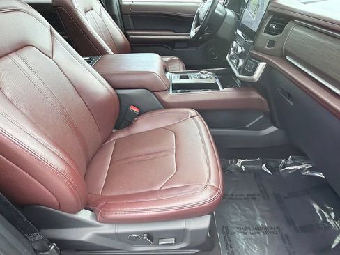 Used 2024 Ford Expedition Limited RWD image 14