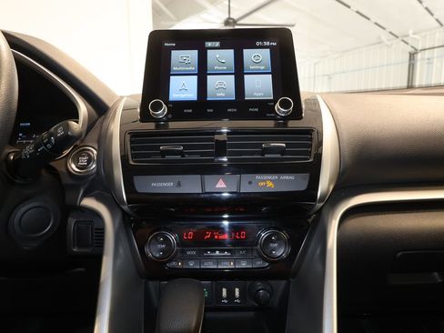 Used 2025 Mitsubishi Eclipse Cross SE AWD/4WD image 17