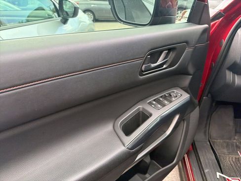 Certified 2024 Nissan Pathfinder Rock Creek image 11