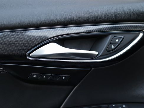 Used 2022 Buick Envision Essence w/ Sport Touring Package image 26