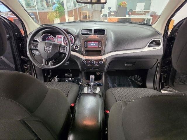 Used 2020 Dodge Journey SE FWD image 14