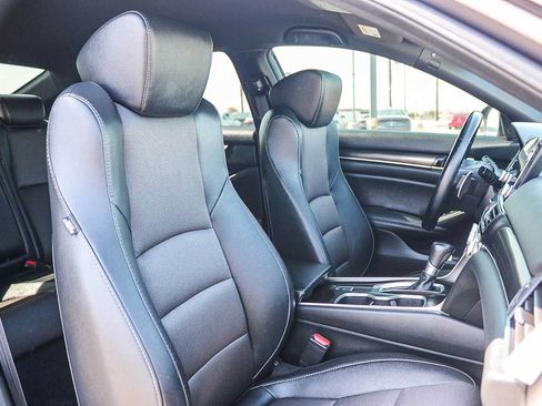 Used 2020 Honda Accord Sport image 15