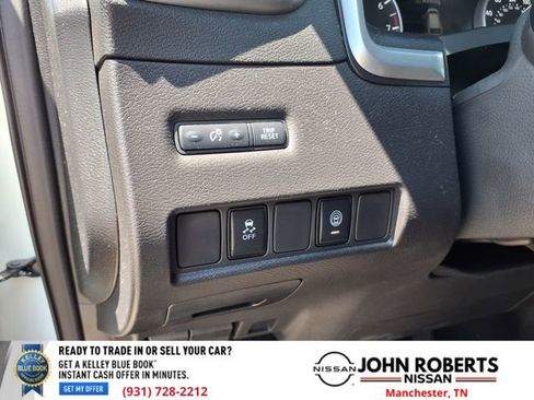 Used 2024 Nissan Murano SV AWD/4WD image 29