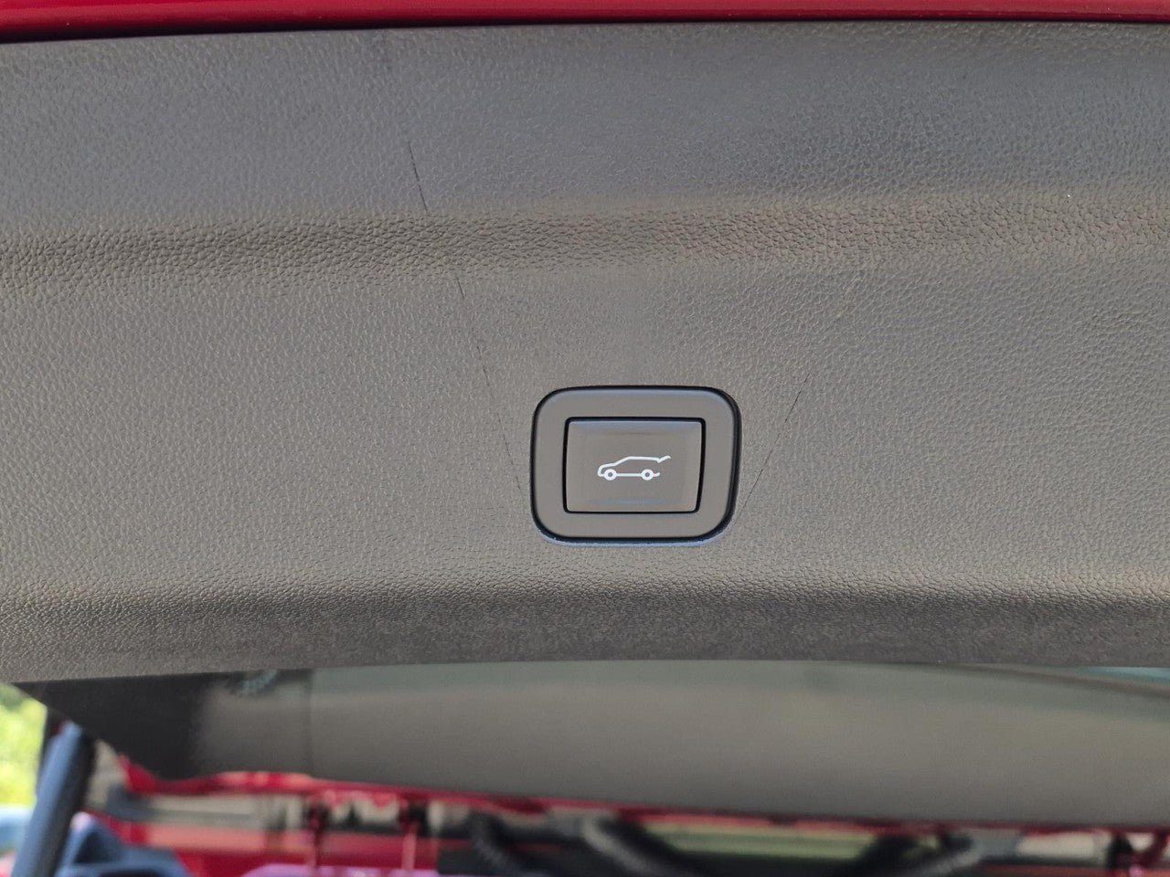 Used 2026 GMC Yukon Denali w/ Denali Reserve Package AWD/4WD image 8