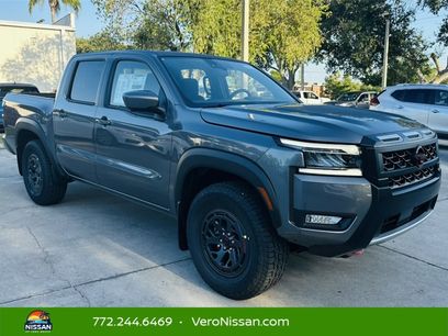 New 2025 Nissan Frontier PRO-4X w/ Pro Convenience Package