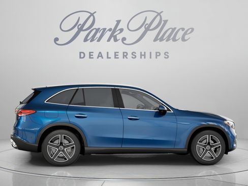 Certified 2026 Mercedes-Benz GLC 300 image 25