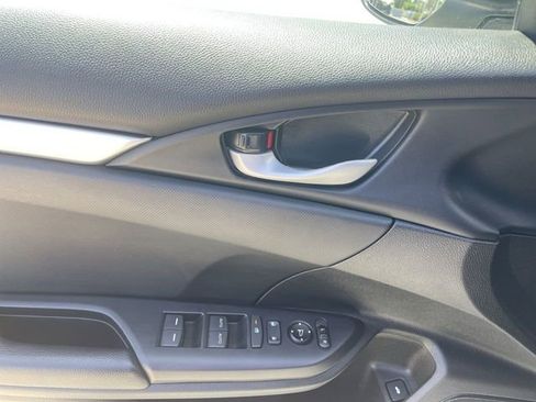 Used 2019 Honda Civic Sport image 21