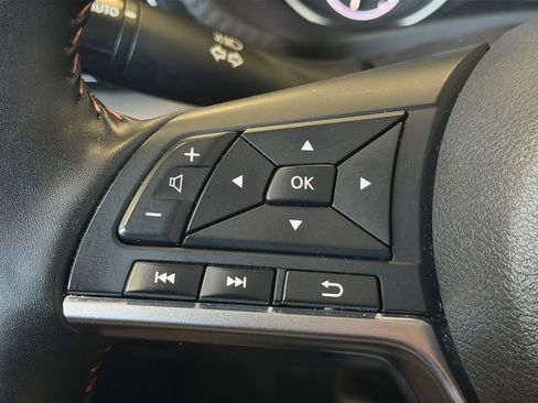 Used 2025 Nissan Sentra SR FWD image 29