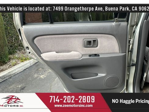 Used 2001 Toyota 4Runner SR5 RWD image 40