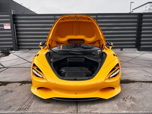 Used 2024 McLaren 750S image 19