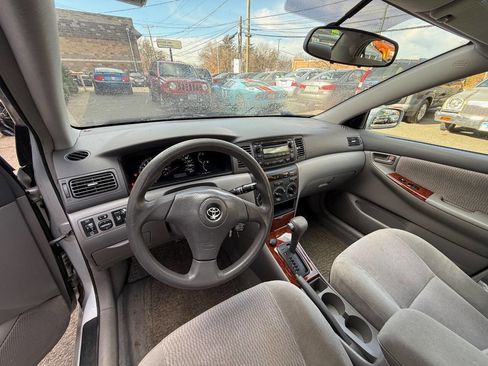 Used 2005 Toyota Corolla LE image 7
