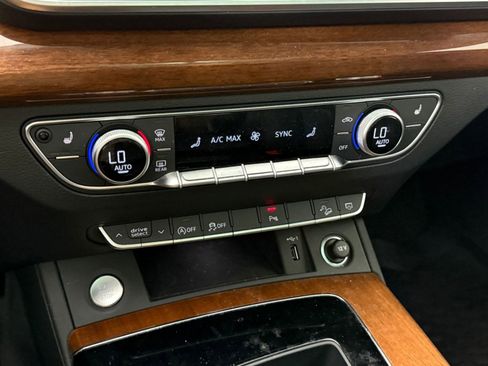 Certified 2023 Audi Q5 2.0T Premium w/ Convenience Package image 20