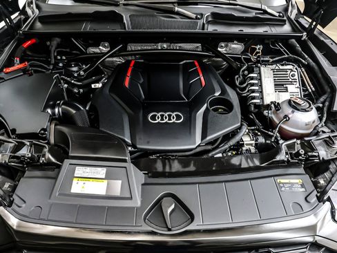Used 2022 Audi SQ5 Premium Plus image 12