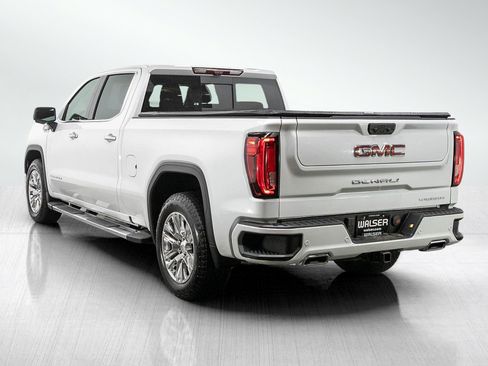 Used 2025 GMC Sierra 1500 Denali w/ Technology Package AWD/4WD image 3