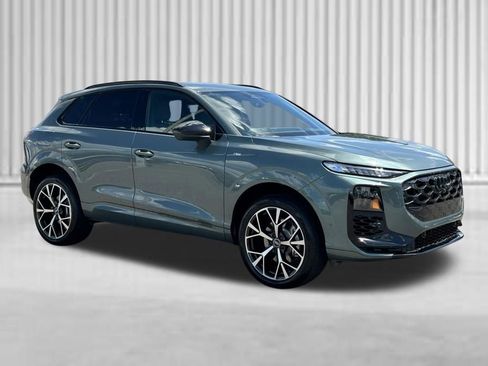 New 2026 Audi Q3 quattro 2.0T AWD/4WD image 7