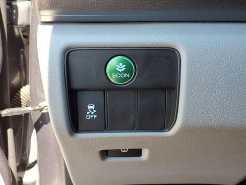 Used 2013 Honda Accord LX image 16