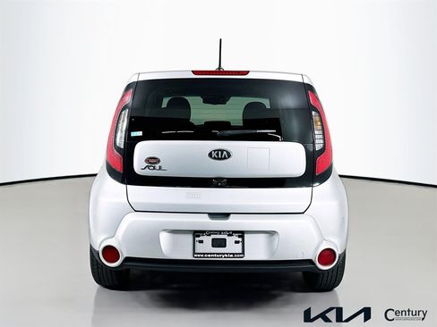 Used 2016 Kia Soul ! w/ Premium Package FWD image 6