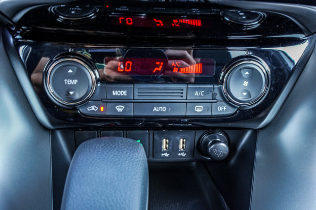 New 2026 Mitsubishi Eclipse Cross LE AWD/4WD image 21