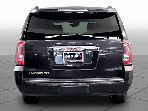 Used 2018 GMC Yukon XL Denali w/ Open Road Package RWD image 5