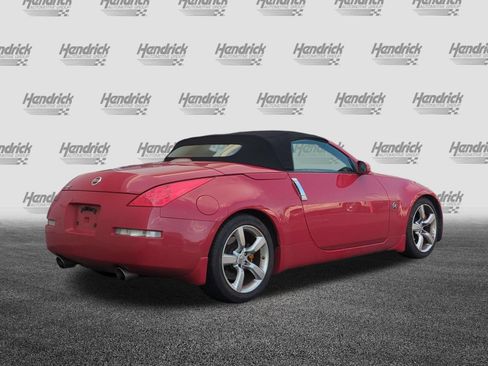 Used 2006 Nissan 350Z Grand Touring RWD image 10