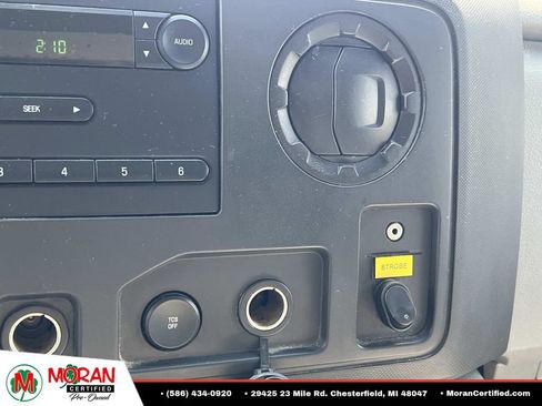 Used 2013 Ford E-150 and Econoline 150 w/ Exterior Upgrade Pkg RWD image 26