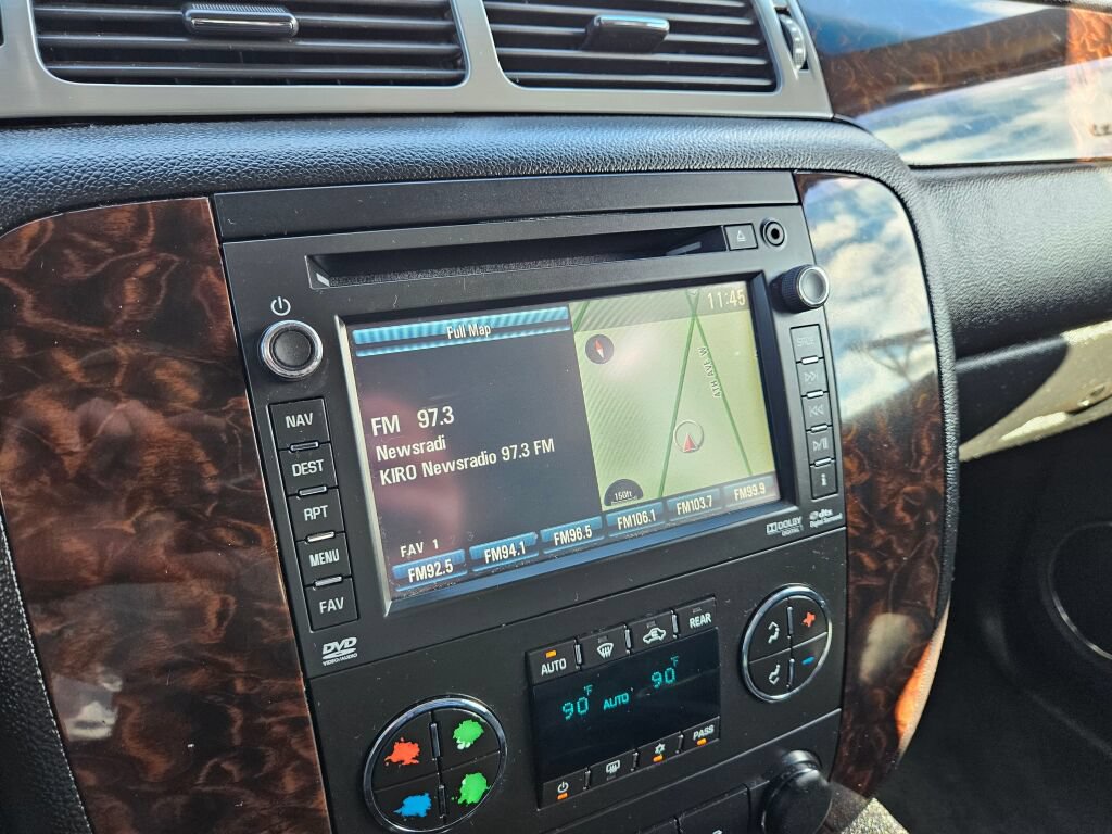 Used 2013 GMC Yukon Denali AWD/4WD image 30