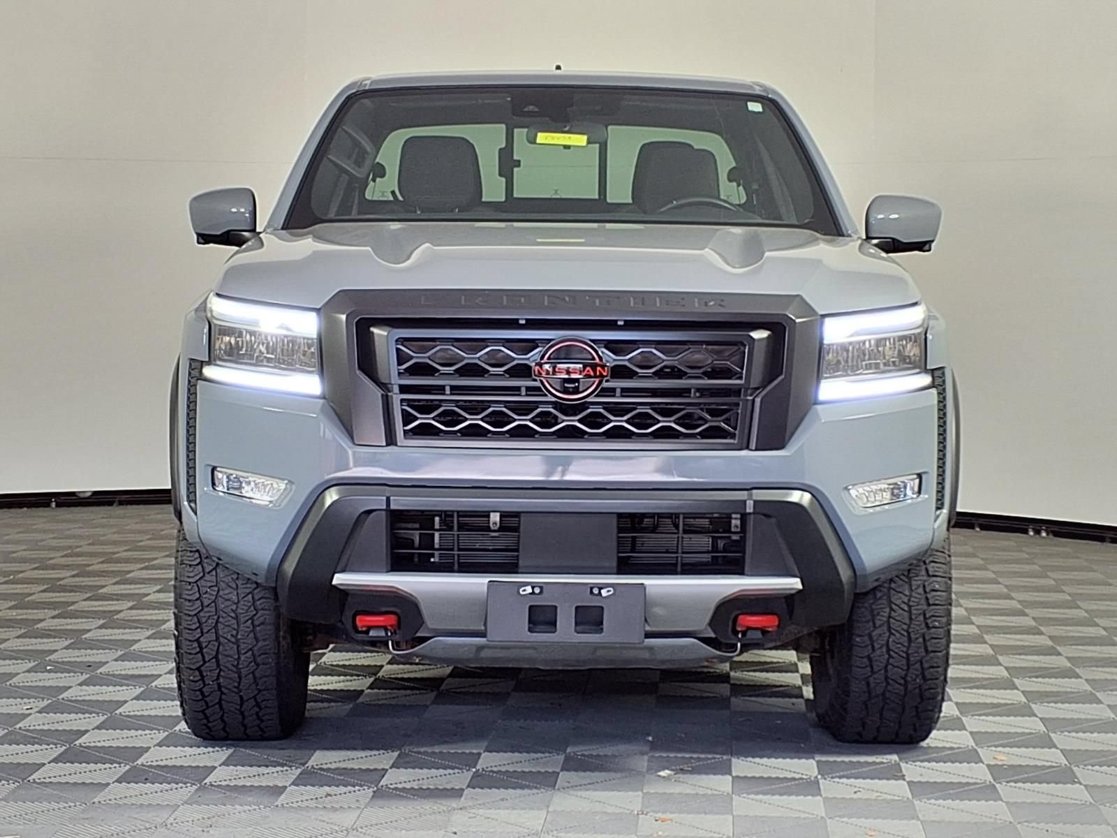 Used 2023 Nissan Frontier PRO-4X w/ Pro Convenience Package AWD/4WD image 2