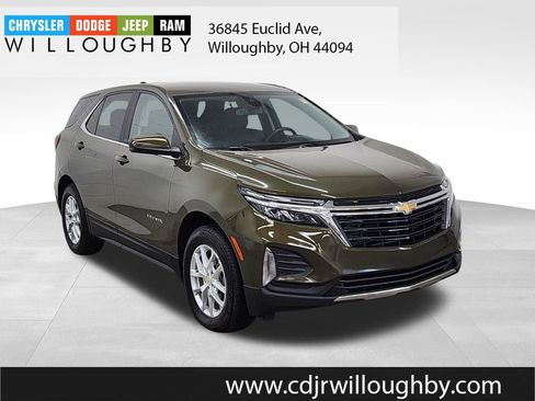 Used 2023 Chevrolet Equinox LT image 3