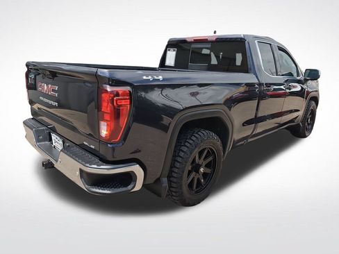 Used 2024 GMC Sierra 1500 SLE w/ Preferred Package AWD/4WD image 5