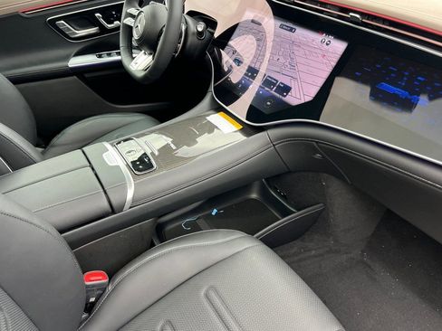 New 2025 Mercedes-Benz EQE AMG 4MATIC SUV image 27