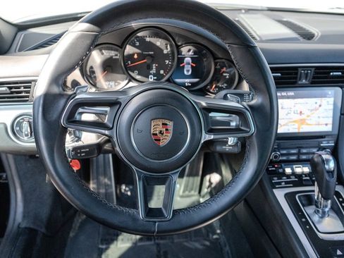 Used 2019 Porsche 911 Carrera image 22